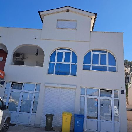 Villa Ika بلوتشي المظهر الخارجي الصورة